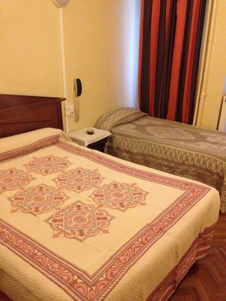 De Nantes Hotel 3*